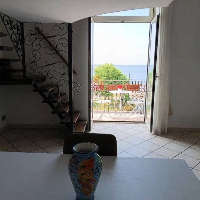 Corriano-incantevole Casa Con Vista Mare.